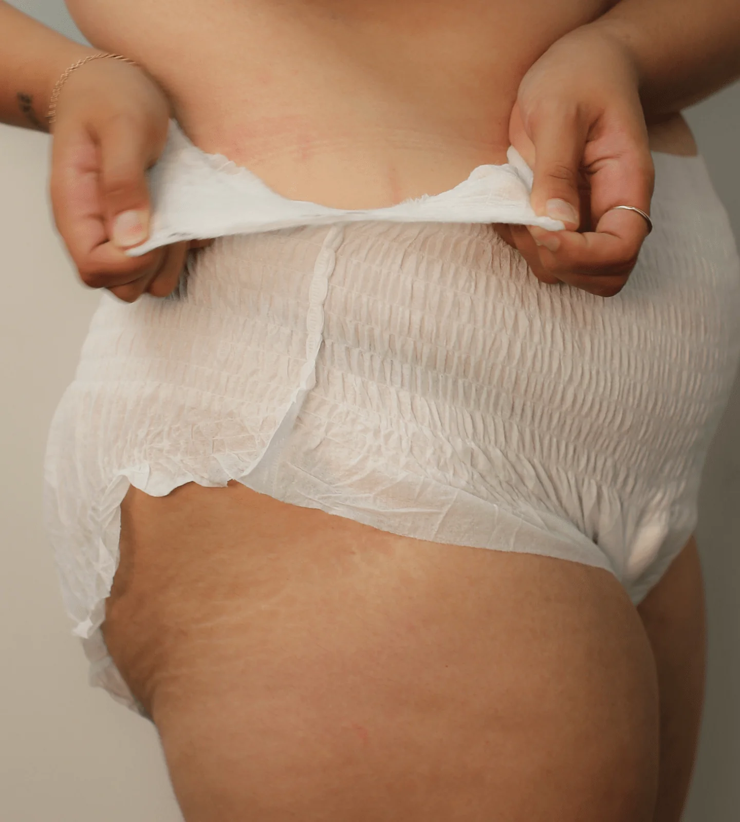 Postpartum Disposable Absorbent Underwear - Image 10