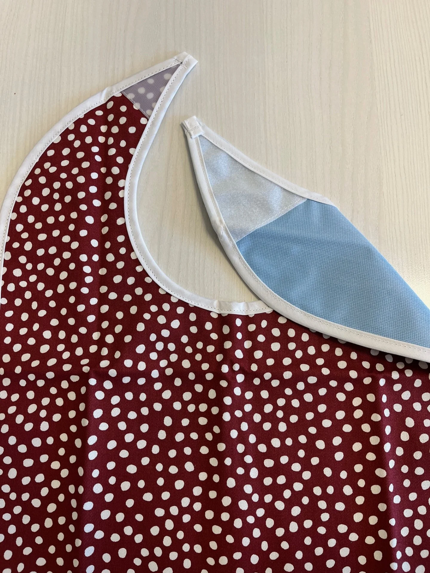 Feeding Bib - Adult - Image 9