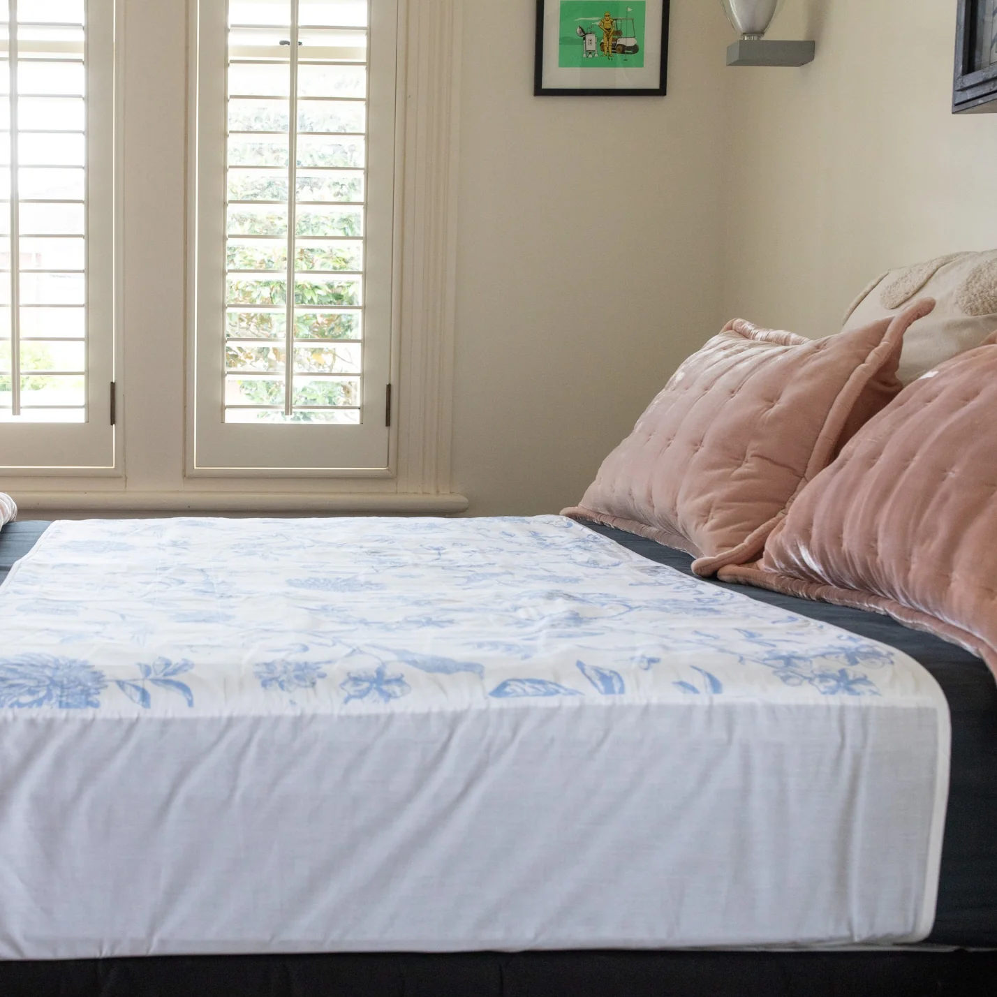 Brolly Sheet With Wings - Image 13